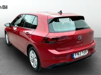 begagnad VW Golf VIII Life e-TSI 110 DSG Dragkrok/Backkamera