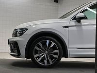 begagnad VW Tiguan 2.0 TDI 4MOTION/R-LINE/ PANO/LÄDER *20TUM*