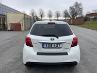 begagnad Toyota Yaris 1,5 Hybrid Executive Panorama Keyless go