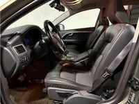Begagnad Volvo V70 Momentum 231 HK (169 kW) 2010 Grön Kombi