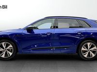 Begagnad Audi Q8 e-tron S-Line 250 kW (340 HK) 2023 Ultrablå metallic SUV