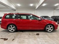 Begagnad Volvo V70 R-Design 231 HK (169 kW) 2010 Röd Kombi