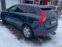 Begagnad Volvo XC60 215 HK (158 kW) 2013 Mörkblå SUV