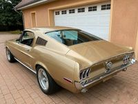 begagnad Ford Mustang Fastback "Restomod" Pro Touring "SÅLD"