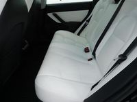 Begagnad Tesla Model 3 Long Range AWD 323 kW (440 HK) 2019 Svart Sedan