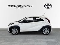 Begagnad Toyota Aygo X X-play 72 HK (52 kW) 2022 Vit SUV