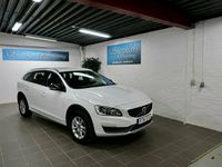 begagnad Volvo V60 CC D4 AWD Momentum Euro 6 190hk Drag