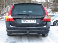 begagnad Volvo V70 D5 AWD Momentum 185hk Skinn/Drag/Bränslevärmare