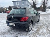 Begagnad Peugeot 307 136 HK (100 kW) 2004 Svart Halvkombi