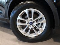 begagnad Ford Kuga Titanium PHEV 225hk | Navi | B-kamera