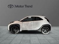 Begagnad Toyota Aygo X Play 72 HK (52 kW) 2023 Vit SUV