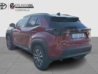 Begagnad Toyota Yaris Cross Style 92 HK (67 kW) 2024 Röd SUV