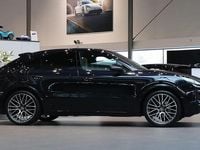 Begagnad Porsche Cayenne Platinum Edition 340 HK (250 kW) 2023 Blå SUV