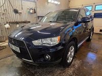 Begagnad Mitsubishi Outlander 170 HK (125 kW) 2010 Blå SUV