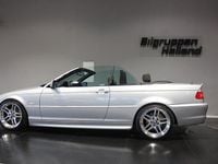 Begagnad BMW 325 M Sport 192 HK (141 kW) 2001 Silver Cab