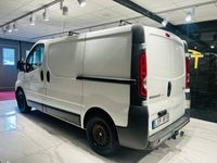 begagnad Renault Trafic Skåpbil 2.9t 2.0 dCi Drag Lågmil 114Hk