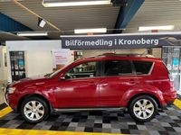 begagnad Mitsubishi Outlander 2.4 4WD CVT 7-sits 170hk/backkamera