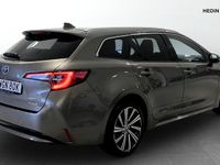 Begagnad Toyota Corolla 122 HK (89 kW) 2022 Grön Kombi