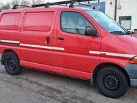 begagnad Toyota HiAce Skåpbil 2.5 102hk