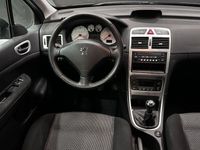 begagnad Peugeot 307 5-dörrar 1.6 HDi Lågmil 2-brukare Farthållare Euro 4