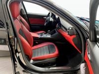 Begagnad Alfa Romeo Giulia Super 201 HK (147 kW) 2019 Svart Sedan