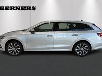 begagnad Skoda Octavia Kombi COMBI 2024 STYLE 2,0 TDI 150 HK I LAGER