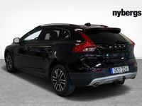 begagnad Volvo V40 CC D3 Business Advanced 2017, Kombi