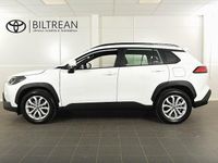 Begagnad Toyota Corolla Cross Active 197 HK (144 kW) 2024 Vit SUV