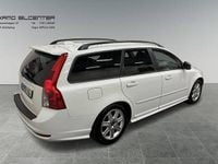 Begagnad Volvo V50 R-Design 136 HK (100 kW) 2009 Vit Kombi