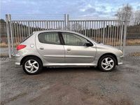 Begagnad Peugeot 206 75 HK (55 kW) 2006 Grå Halvkombi