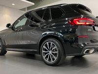 begagnad BMW X5 xDrive 45e M-sport Innovation Värmare Drag