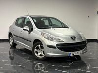 Begagnad Peugeot 207 88 HK (64 kW) 2006 Ljusgrå Halvkombi