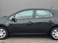 Begagnad Toyota Auris 124 HK (91 kW) 2007 Svart Halvkombi