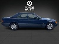 Begagnad Mercedes 190 109 HK (80 kW) 1991 Mörkblå Sedan