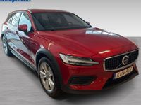 begagnad Volvo V60 CC B4 AWD Diesel Core 2023, Kombi