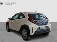 Begagnad Toyota Aygo X Play 72 HK (52 kW) 2023 Vit SUV