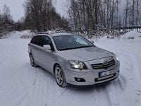 Begagnad Toyota Avensis 177 HK (130 kW) 2007 Kombi