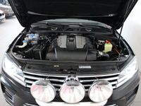 begagnad VW Touareg 3.0 V6 TDI 4Motion 204hk KAMERA DRAG VÄRM