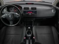 begagnad Suzuki Swift 5-d 1.5 GLX 102hk Keyless Kamkedja Nybes AC