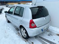 begagnad Renault Clio R.S. 5-dörra Halvkombi 1.2 Euro 4 nybesiktad