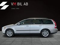 begagnad Volvo V50 2.4 M-VÄRM DRAG LÄDER S&V-HJUL KAMBYTT FULLSERVAD