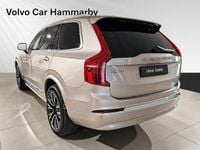 Begagnad Volvo XC90 Plus 455 HK (334 kW) 2023 Ljusgrå SUV