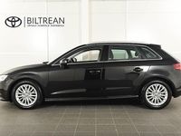 Begagnad Audi A3 Sportback Attraction 110 HK (80 kW) 2015 Svart Halvkombi
