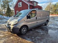 Begagnad Opel Vivaro 90 HK (66 kW) 2007 Gråbeige metallic Minibuss