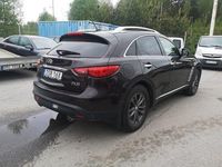 Begagnad Infiniti Fx35 307 HK (225 kW) 2010 Brun