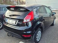 Begagnad Ford Fiesta Titanium 101 HK (74 kW) 2013 Svart Halvkombi