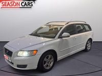 Begagnad Volvo V50 Momentum 109 HK (80 kW) 2009 Vit Kombi