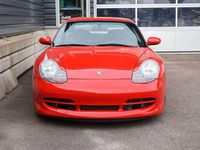 Begagnad Porsche 996 360 HK (264 kW) 2000 Röd
