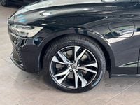 Begagnad Volvo V60 R-Design 392 HK (288 kW) 2020 Svart Kombi