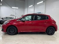 Begagnad Peugeot 208 82 HK (60 kW) 2016 Röd Halvkombi